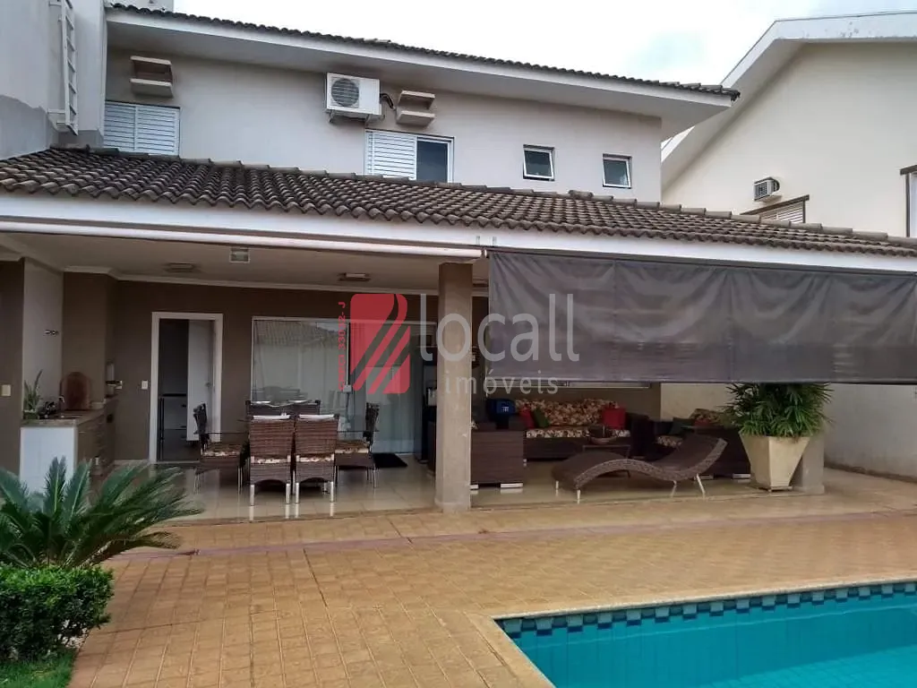 Casa de Condomínio com 3 quartos à venda, 310m² — foto 2 de 25