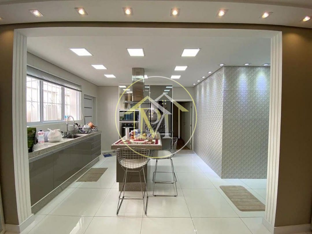 Casa à venda com 3 quartos, 330m² - Foto 12