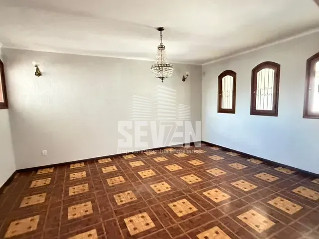 Casa 4 quartos e 4 banheiros, para alugar, no bairro Vila Aeroporto Bauru em Bauru