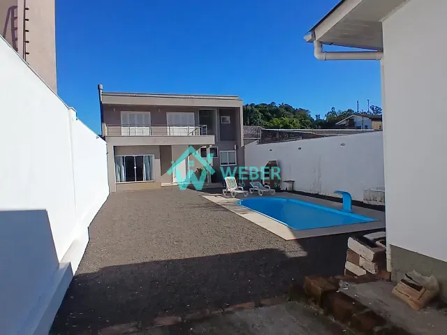 Casa 2 quartos e 4 banheiros, para alugar, no bairro São Jorge em Novo Hamburgo