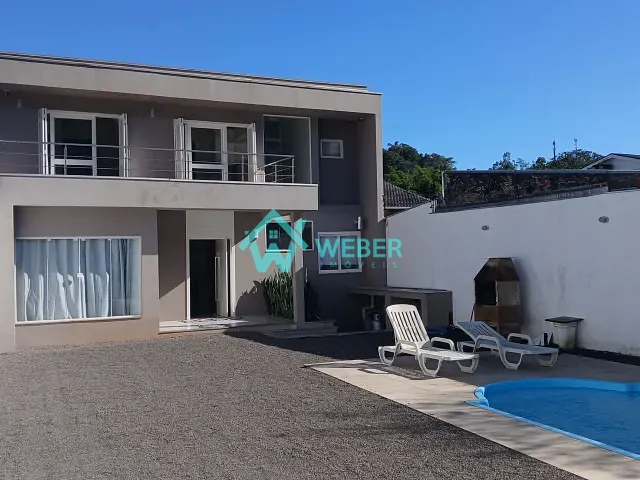 Casa 2 quartos e 4 banheiros, para alugar, no bairro São Jorge em Novo Hamburgo