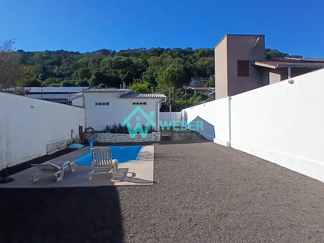 Casa 2 quartos e 4 banheiros, para alugar, no bairro São Jorge em Novo Hamburgo