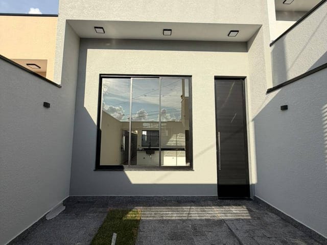 Casa com 125m² 2 quartos e 2 banheiros, à venda, no bairro Parque dos Manacás em Extrema