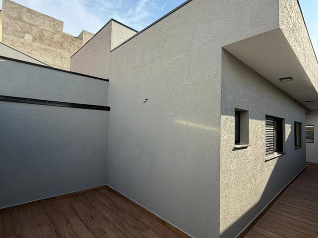 Casa com 125m² 2 quartos e 2 banheiros, à venda, no bairro Parque dos Manacás em Extrema