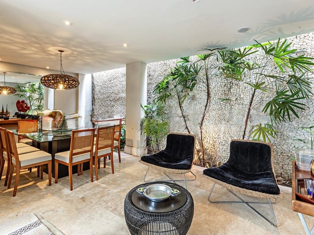 Casa com 450m² 4 quartos e 5 banheiros, à venda, no bairro Jardim Luzitânia em São Paulo