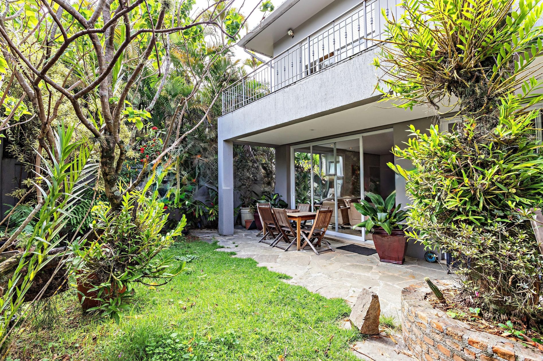 Casa em Jardim Luzitânia — foto 1