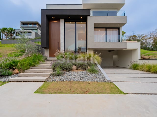 Casa com 490m² 4 quartos e 7 banheiros, à venda, no bairro Alphaville em Santana de Parnaíba