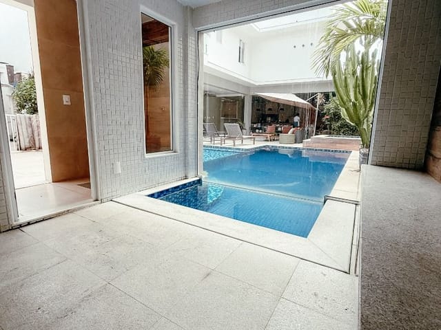 Casa com 730m² 5 quartos e 7 banheiros, à venda, no bairro Lagoa em Macaé