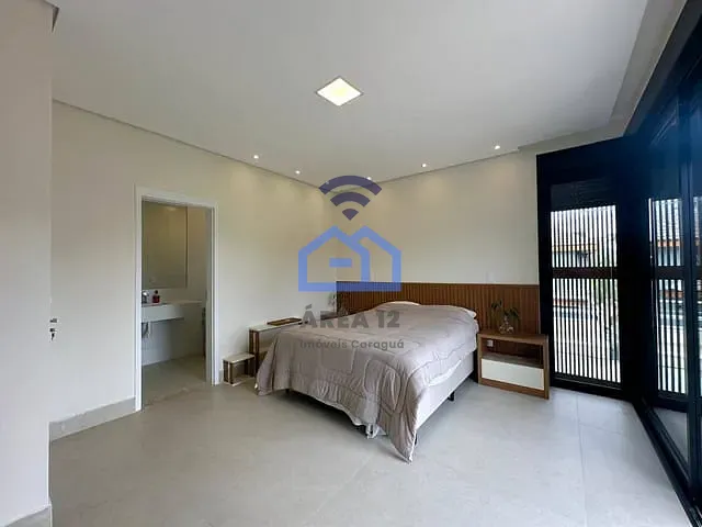 Casa com 360m² 5 quartos e 1 banheiro, à venda, no bairro Costa Nova em Caraguatatuba
