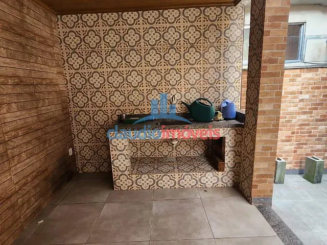 Casa com 200m² 3 quartos e 6 banheiros, à venda, no bairro Santa Maria II em Barra Mansa