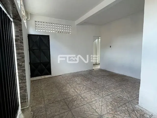 Casa com 103m² 2 quartos e 1 banheiro, para alugar, no bairro Novo Horizonte em Camaçari