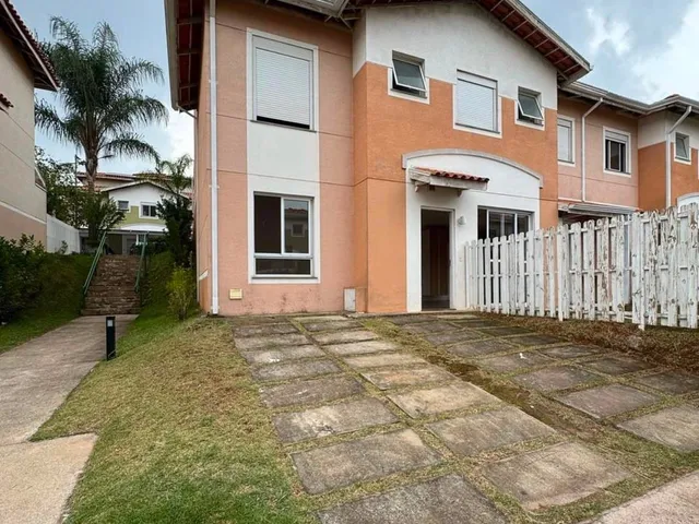 Casa com 147m² 3 quartos e 3 banheiros, para alugar, no bairro Chácara do Solar III em Santana de Parnaíba