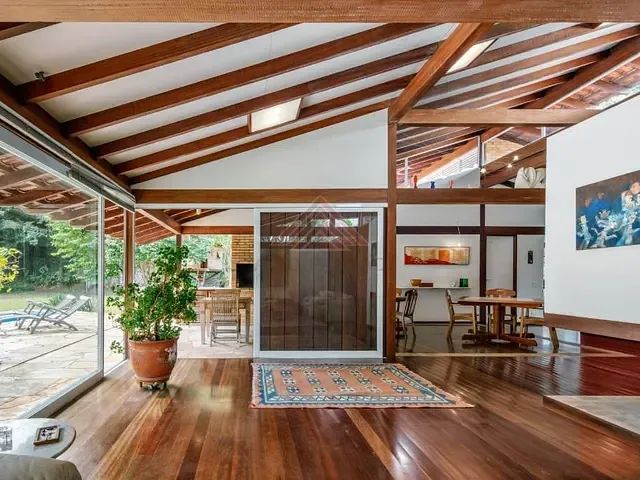 Casa com 2000m² 3 quartos e 4 banheiros, à venda, no bairro Recanto Impla em Carapicuíba