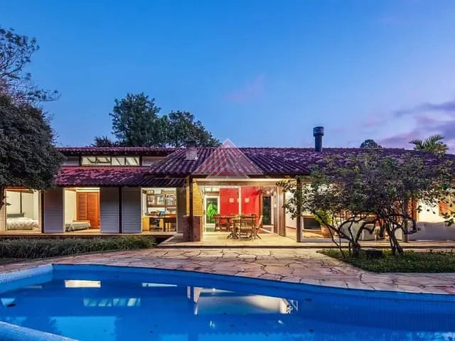 Casa com 2000m² 3 quartos e 4 banheiros, à venda, no bairro Recanto Impla em Carapicuíba