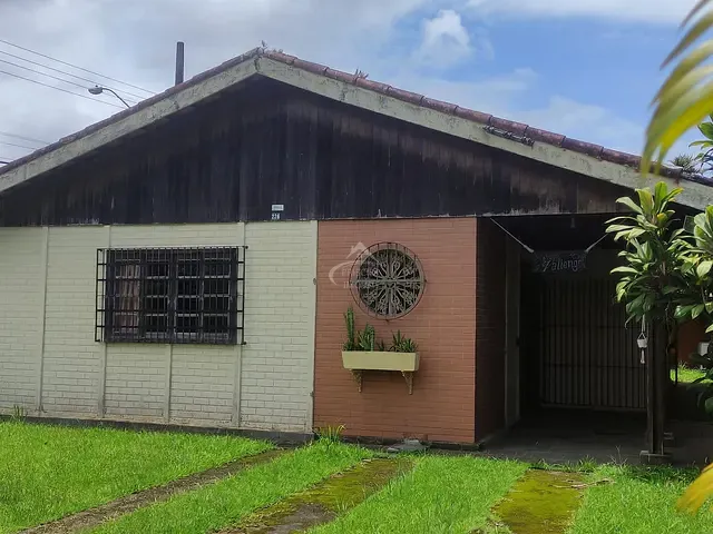 Casa com 600m² 4 quartos e 3 banheiros, à venda, no bairro Boracéia em São Sebastião