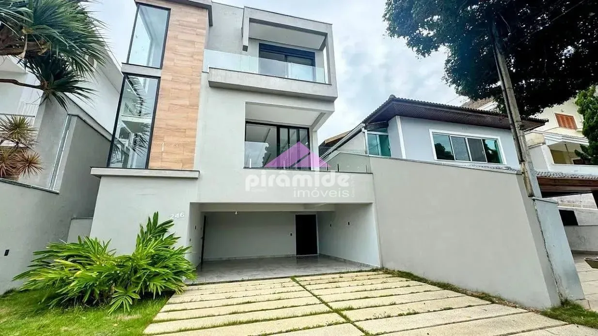 Casa, 3 quartos, 247 m² - Foto 2