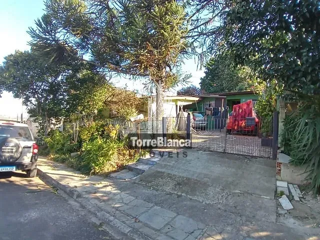 Casa com 490m² 3 quartos e 1 banheiro, à venda, no bairro Oficinas em Ponta Grossa