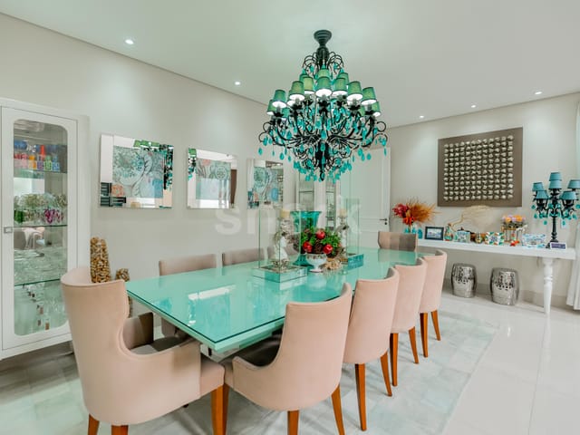 Casa com 525m² 4 quartos e 8 banheiros, à venda, no bairro Tamboré em Santana de Parnaíba