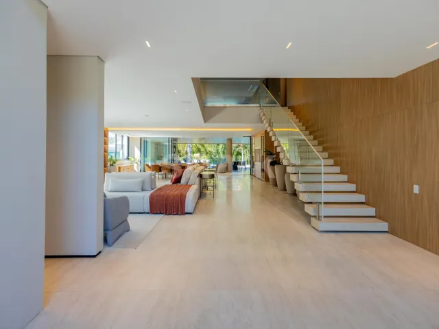 Casa com 1145m² 5 quartos e 8 banheiros, à venda, no bairro Tamboré em Santana de Parnaíba