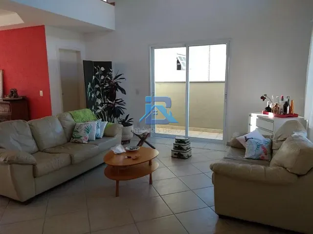Casa com 300m² 3 quartos e 3 banheiros, à venda, no bairro Residencial Fazenda Serrinha em Itatiba
