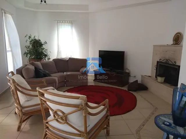 Casa com 300m² 3 quartos e 3 banheiros, à venda, no bairro Residencial Fazenda Serrinha em Itatiba