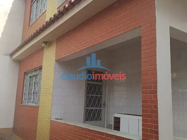 Casa 4 quartos e 2 banheiros, à venda, no bairro Piteiras em Barra Mansa