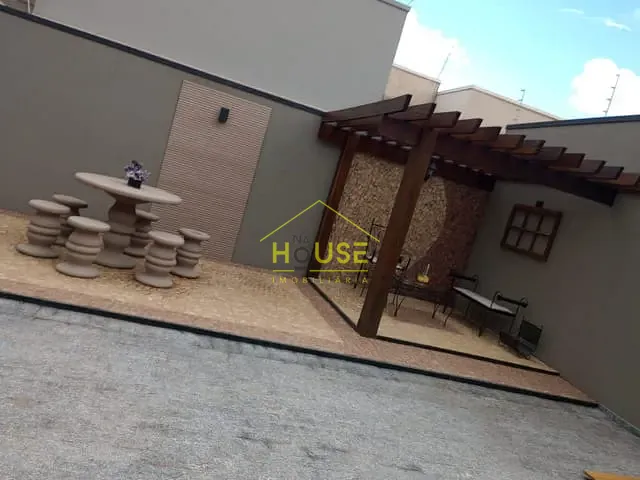 Casa com 360m² 3 quartos e 3 banheiros, à venda, no bairro ANTONIA FRANCO em Fernandópolis