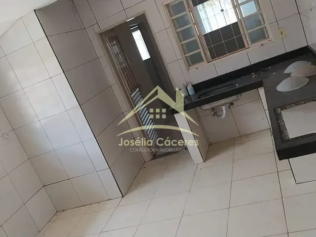 Casa 2 quartos e 2 banheiros, à venda, no bairro Residencial Nova Canaã em Cuiabá