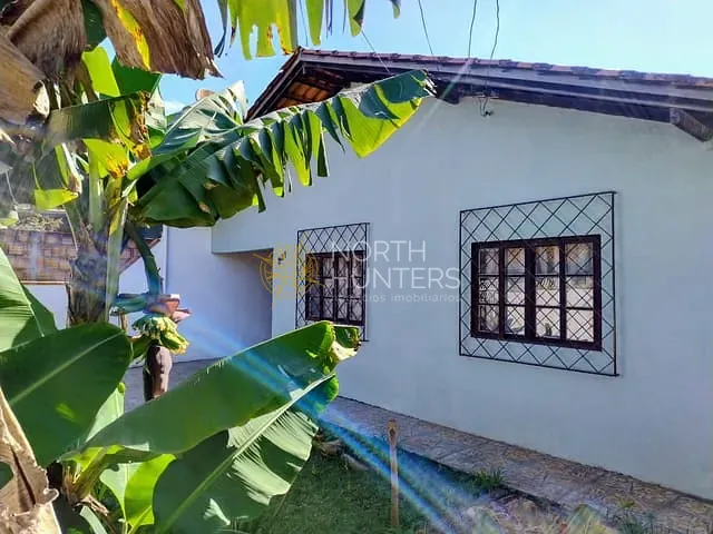 Casa com 100m² 2 quartos e 2 banheiros, à venda, no bairro Ulysses Guimarães em Joinville