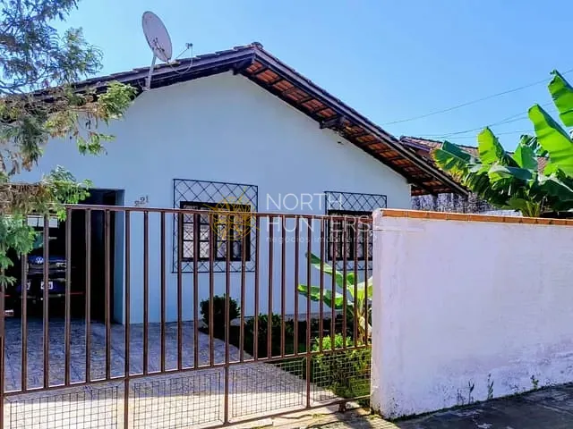 Casa com 100m² 2 quartos e 2 banheiros, à venda, no bairro Ulysses Guimarães em Joinville