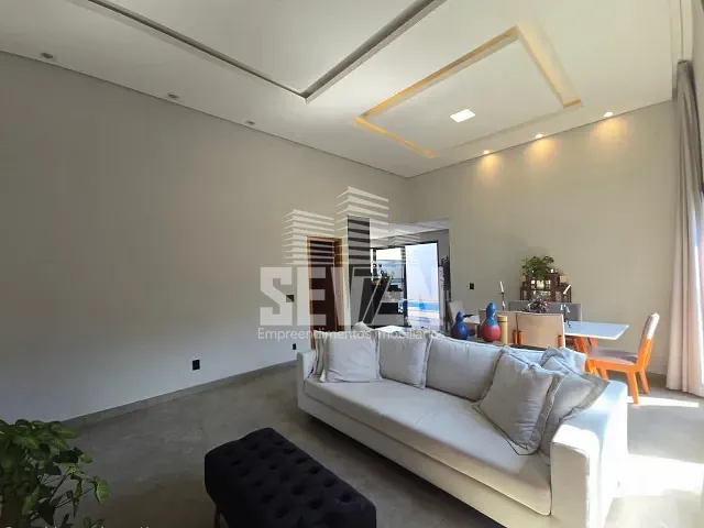 Casa 3 quartos e 4 banheiros, à venda, no bairro Residencial Villa de León 2 em Piratininga