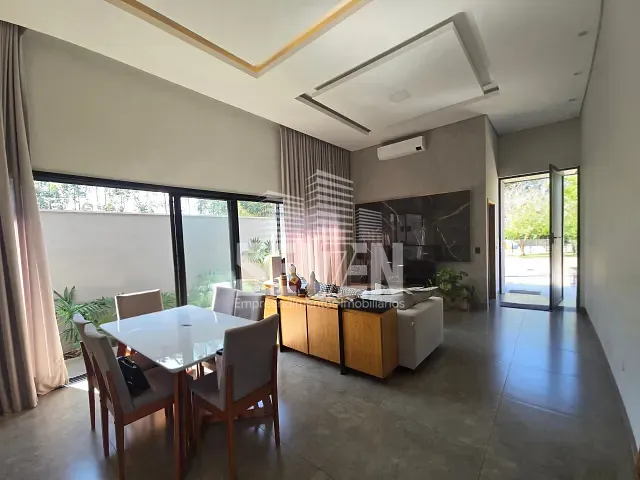 Casa 3 quartos e 4 banheiros, à venda, no bairro Residencial Villa de León 2 em Piratininga