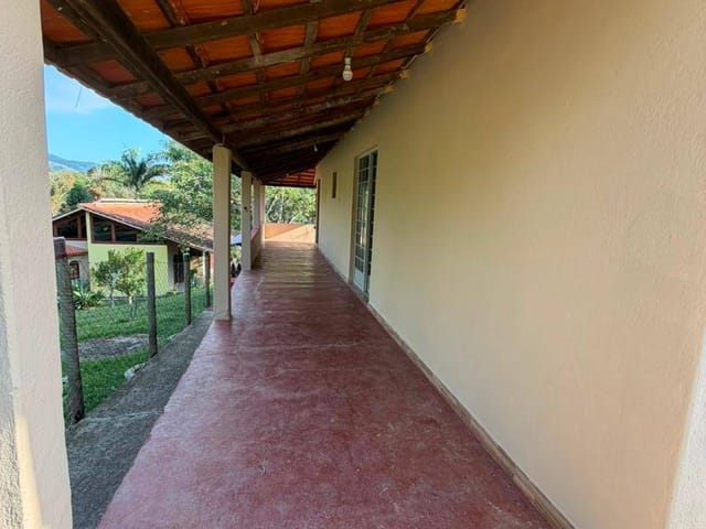 Casa 2 quartos e 1 banheiro, para alugar, no bairro Pessegueiros em Extrema