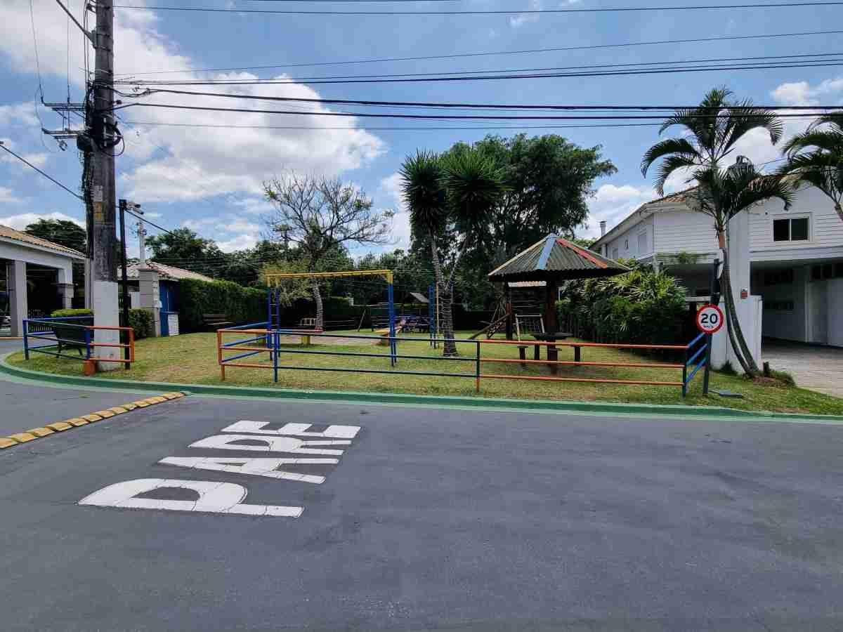 Casa em Alphaville — foto 1