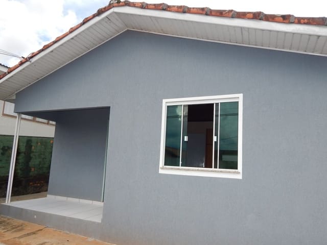 Casa com 308m² 3 quartos e 1 banheiro, à venda, no bairro Estrela em Ponta Grossa