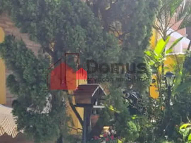 Casa à venda, no bairro Jardim Rosely em Pindamonhangaba