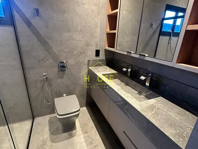 Casa com 375m² 3 quartos e 4 banheiros, à venda, no bairro San Remo em Votuporanga
