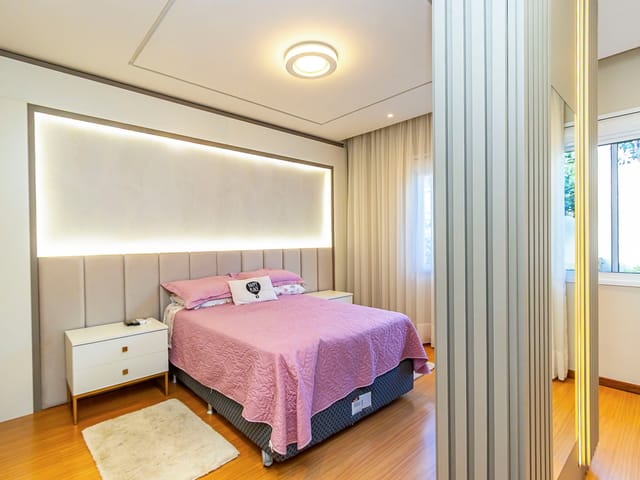 Casa com 490m² 4 quartos e 3 banheiros, à venda, no bairro Jardim das Américas em Curitiba