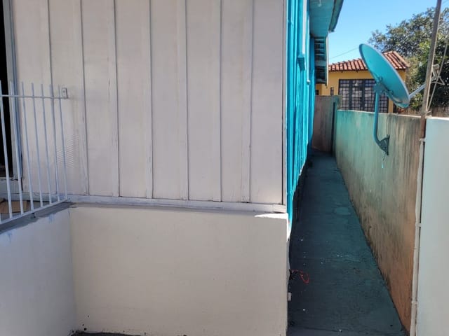 Foto do Casa - Casa de madeira para locação, 03 quartos, garagem coberta, Vila Guarujá, Londrina, PR | ZBM NEGOCIOS IMOBILIARIOS