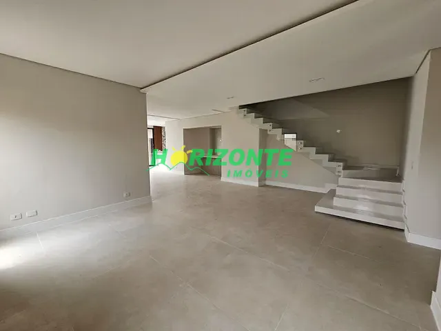Casa com 490m² 4 quartos e 5 banheiros, à venda, no bairro urbanova em São José dos Campos
