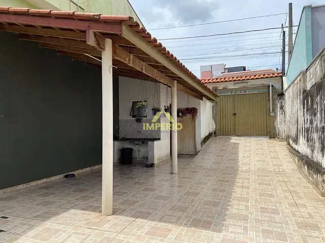 Casa com 180m² 2 quartos e 2 banheiros, à venda, no bairro Jardim Celani em Salto