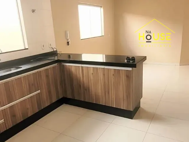 Casa com 250m² 3 quartos e 3 banheiros, à venda, no bairro Colinas em Votuporanga
