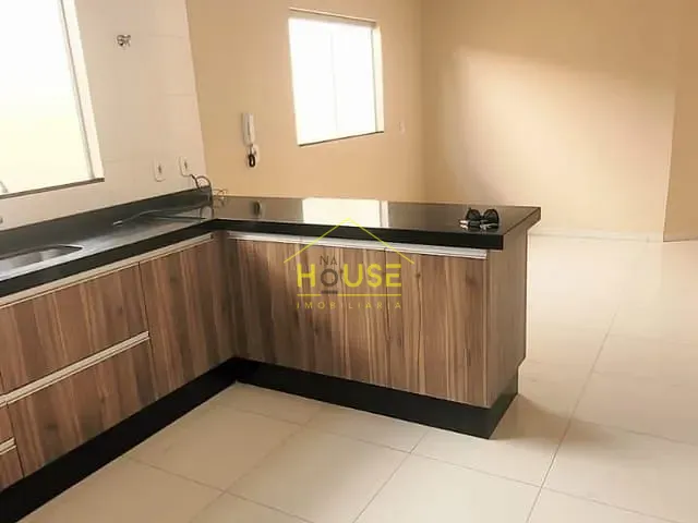 Casa com 250m² 3 quartos e 3 banheiros, à venda, no bairro Colinas em Votuporanga