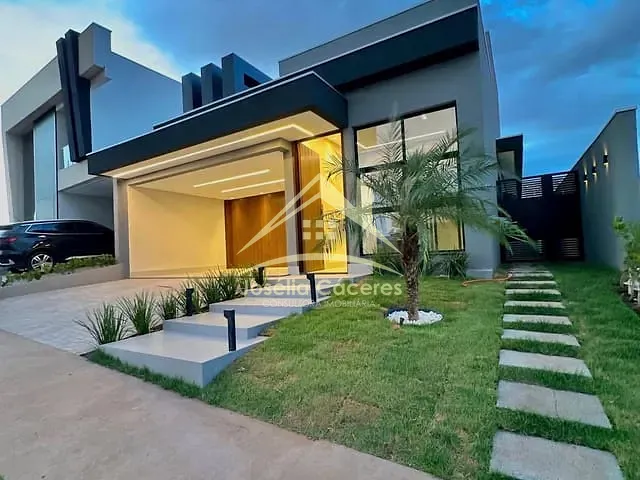 Casa com 250m² 3 quartos e 4 banheiros, à venda, no bairro Ribeirão do Lipa em Cuiabá