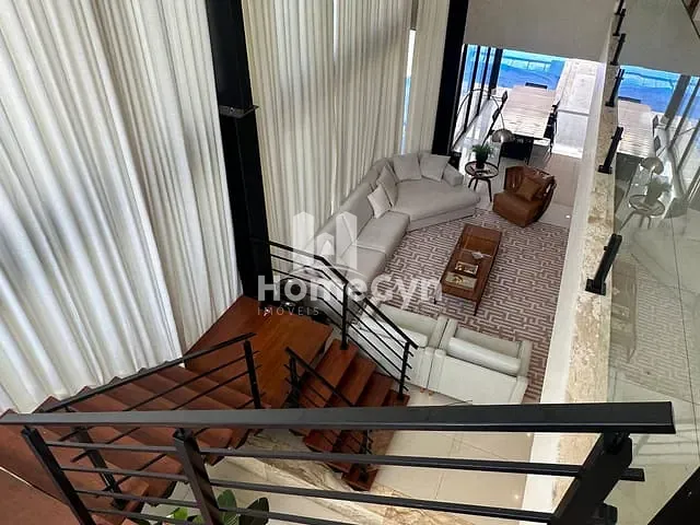 Casa com 388m² 4 quartos e 5 banheiros, à venda, no bairro Jardins Valência em Goiânia