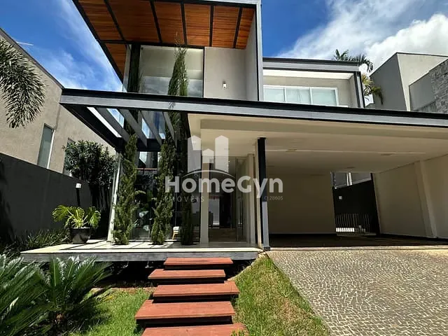 Casa com 388m² 4 quartos e 5 banheiros, à venda, no bairro Jardins Valência em Goiânia