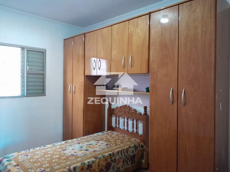 Casa à venda com 5 quartos, 138m² - Foto 22
