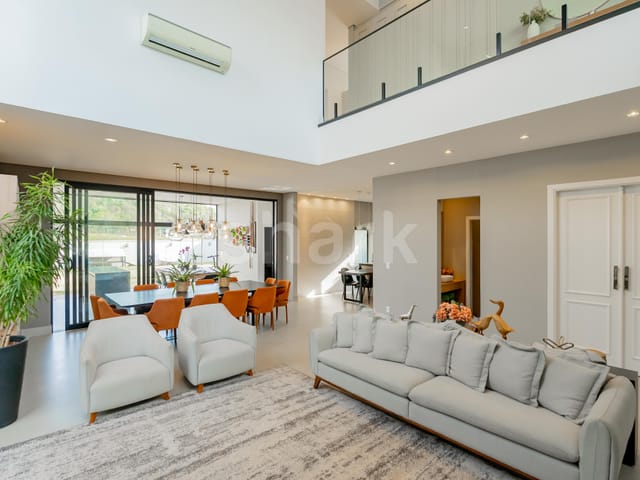 Casa com 516m² 4 quartos e 7 banheiros, à venda, no bairro Alphaville em Santana de Parnaíba
