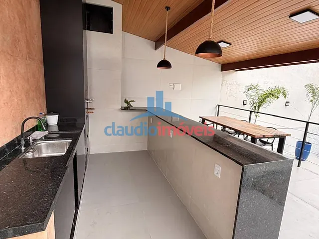Casa 3 quartos e 5 banheiros, à venda, no bairro Verbo Divino em Barra Mansa
