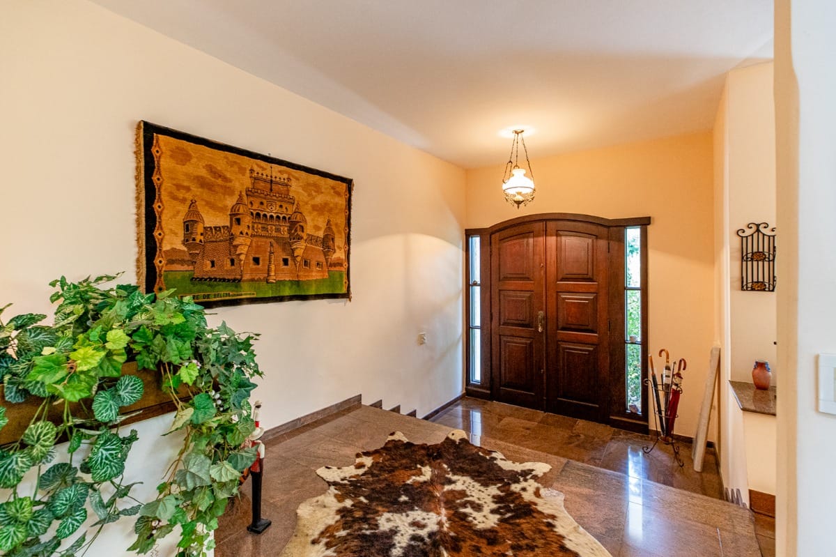 Casa para venda em Alto da Boa Vista com 3 quartos, sendo 1 suíte, 388m²